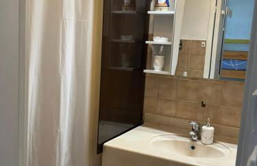 Charmant studio calme bord de mer Wifi-NESPRESSO-DRAPS-LINGE DE BAIN - Foto 7