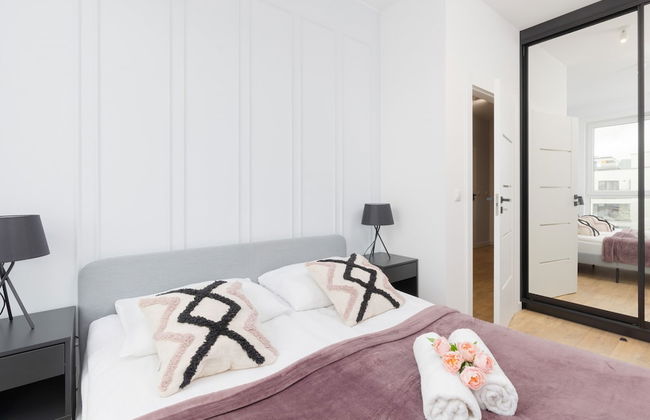 Apartment Warsaw Złoty Potok by Renters - Photo 4