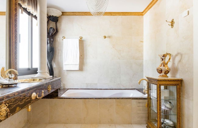 Royal Roman Empire - Photo 23