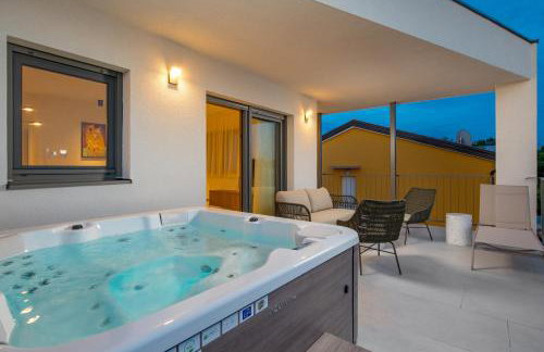 Apartmani Vila Mara M 4 heated pool and whirpool - Foto 11