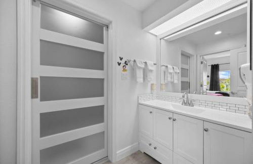 2 Queen Beds Theme Park - Foto 29