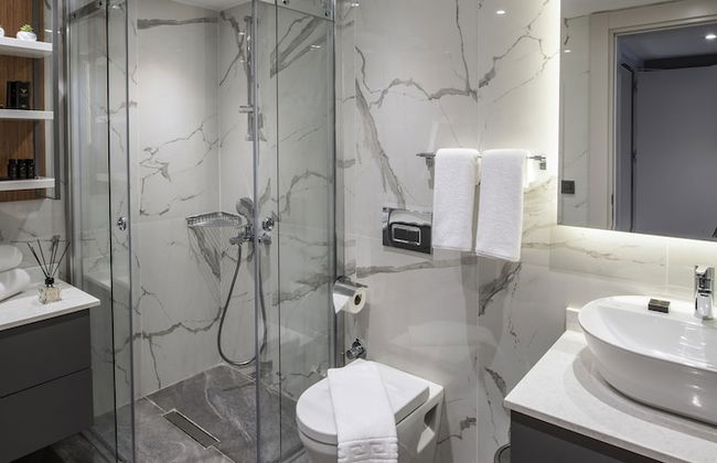 Valente Suites & Hotel - Photo 19