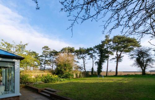 3 Bed in Cley oc-2122 - Photo 8