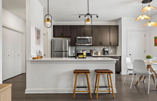 South Lamar Stay - Pickleball, Sauna & Cold Plunge - Photo 6