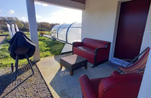 Gîte rénové avec piscine chauffée et jardin clos, à proximité des plages et de la campagne bio. - FR-1-426-531 - Foto 35