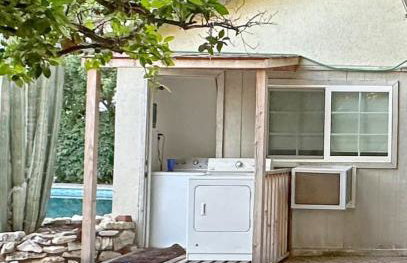 6BR Pool Escape for Friends and Family - LOU1 - BUR - Foto 32