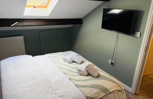 Mara Boutique Solihull - Photo 2