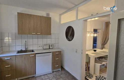 BEGE APARTMENTS WorkHaus - Photo 14