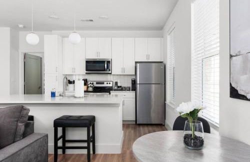 Modern Living 1B 1B Steps from Shops, Dining Fun - Foto 11