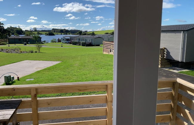 3 Bedrooms Loch Views Heated Pool Close To Beaches - Photo 35