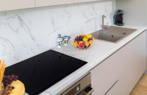 Luxury apartment LaRiv II with pool - Photo 21