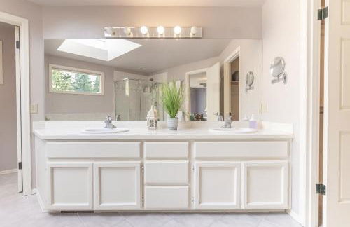 Corporate Housing Charm near East Sammamish Park - Foto 35