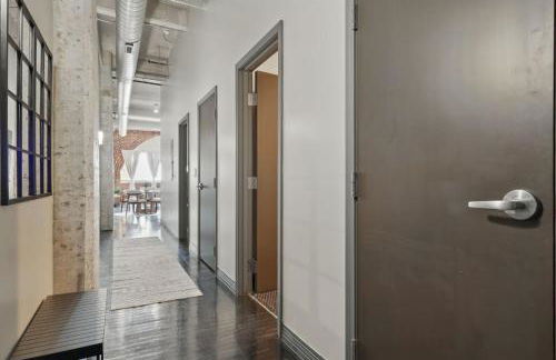 Luxury Penthouse with City Views - Foto 18