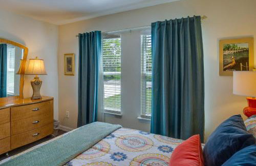 Game Room and Walk to Beach Gun Barrel City Gem! - Foto 15