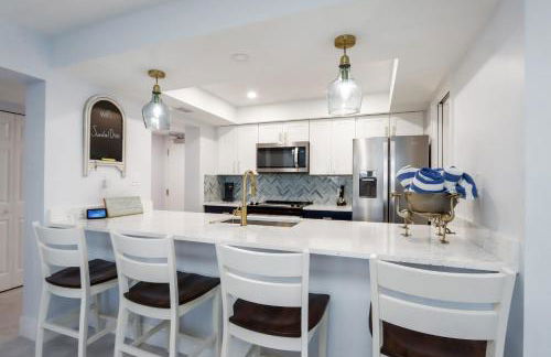 Breathtaking Panoramic Gulf Views on Sanibel - Sundial D401 - Foto 8