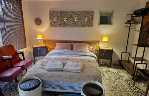 Gite L'Atelier studio de plain pieds accès piscine - Foto 15