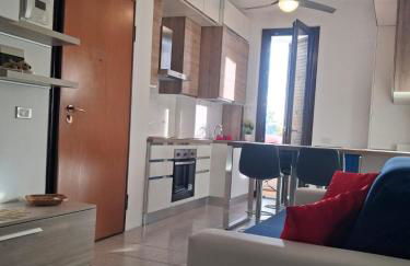 Bilocale comodamente collegato con centro Milano - Photo 6