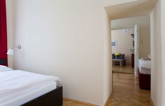 Prague Siesta Apartments - Photo 18