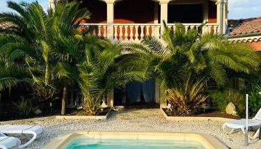 Chambres d'hotes Belle Etoile Ardèche - Photo 2, Garden, sunbed, Garden view