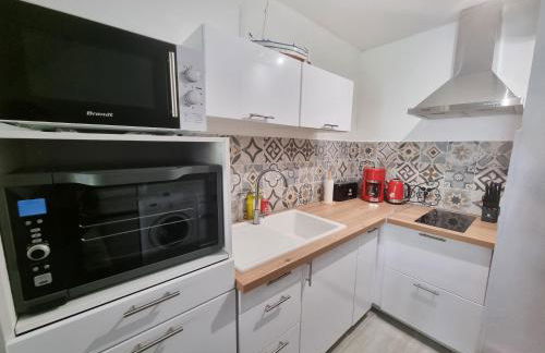 Maison Tita - maison avec parking, jardin et clim - Foto 3