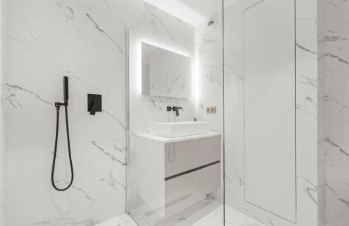 REF 1244 - Cannes Back Croisette - Sea view apartment for rent - Photo 13