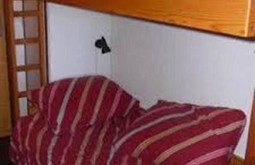 Ski in and Out 2-Bed Apartment in Meribel - Foto 8