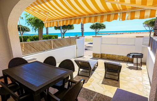 LITORAL COSTA DORADA - VILLA LAURA Only families - Photo 8