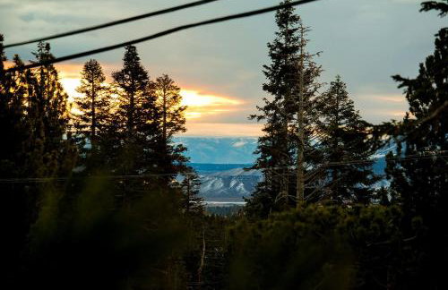 Mammoth's Best Location! 2BRLoft by Canyon Lodge - Photo 32