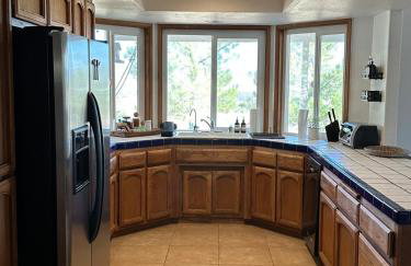 Walk to Pappy's Pioneertown, Spa Cosmic Cowboy - Foto 17