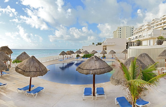 Oceanfront white sand beach condo - Foto 1