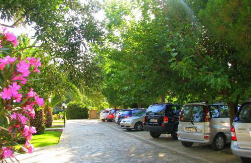 Simatos αpARTments & Studios - Photo 11