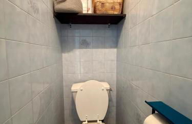 Studio cosy avec mezzanine et parking proche centre - Photo 3