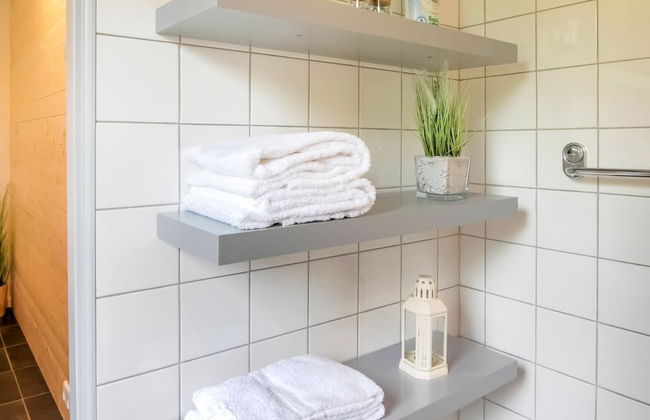 Water Villa in Ooltgensplaat Near Volkerak - Photo 19