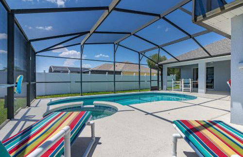 #370-Stunning 4 bed villa with south facing pool and spa with no rear neighbors - Foto 49