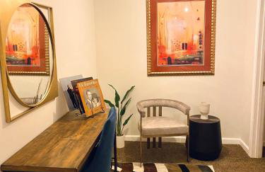 Amazing Downtown Views - 3 Minutes to Downtown! - Foto 12