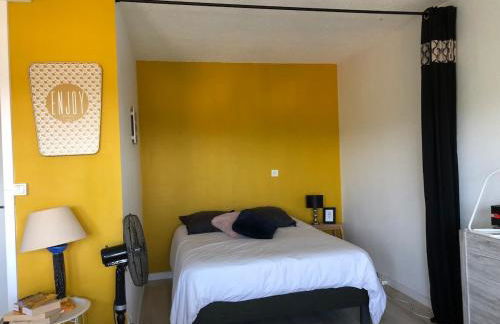 Studio cocoon avec vue sur le Beaujolais - Foto 4