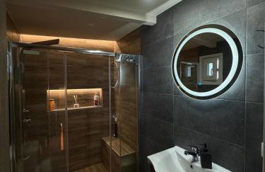Luxury suite with Jacuzzi - Foto 9