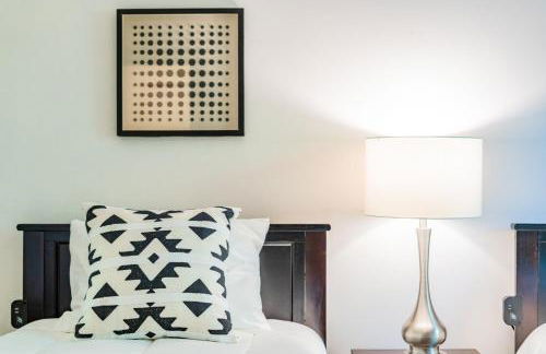 Minutes from Shopping, Old Town, Dining & Golf - Foto 31