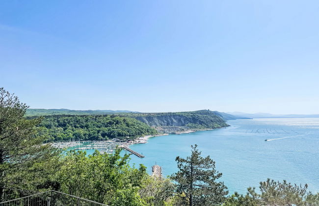 3 bedroom Apartment in Duino-Aurisina with swimming pool and terrace - Photo 36