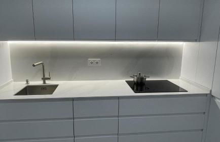 Piso de lujo en primera linea de playa y garaje - Photo 18