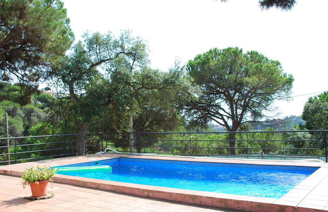 Peaceful Villa in Canyelles With Swimming Pool - Foto 16