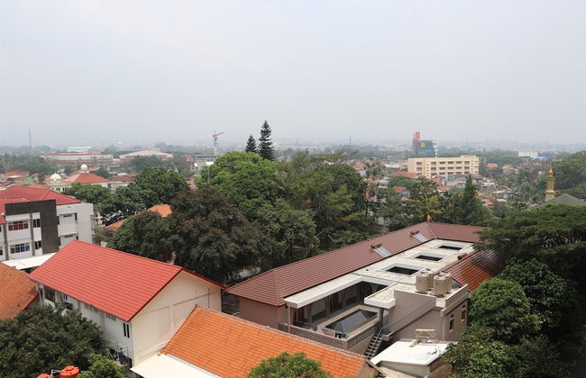 Spacious Studio The Edge Bandung Apartment - Photo 23
