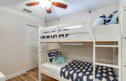 Fenced Yard, 4 Mi to Stuart Beach Family Retreat! - Foto 21