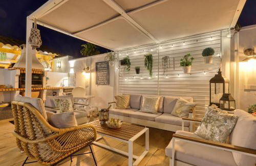 Villa CasaCara Marbella beachside Costabella -Spain - Photo 11