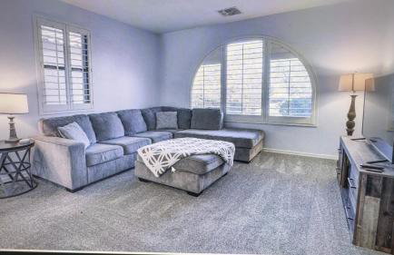 Pet friendly 3br 2ba Private optional heated Pool BBQ grill Golf Clubs close to park - Foto 17