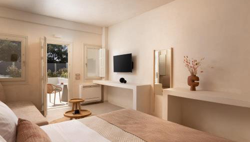 Acanthus Oia - Suites With Private Hot Tub - Photo 2