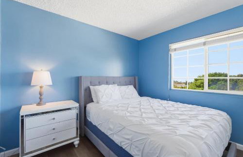 Colorful and Cozy Haven with Heated Pool - Foto 4