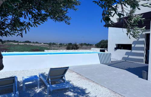 Aeneas Villa Pool & Jacuzzi al mare Torre Guaceto - Foto 47