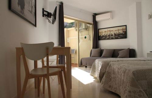 Estudio Luxury Primera Linea de Playa Almuñecar Parking Gratuito - Photo 3