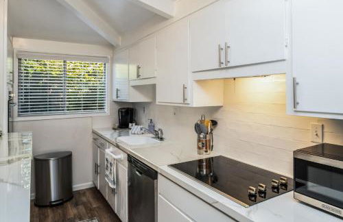 3798 Cedar Place apts - Photo 9